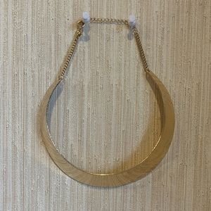 beautiful, golden, cuff shape necklace. 🔱
